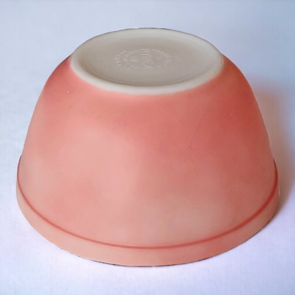 "RARE" Authentic 1950's Pyrex Pink Nesting Mixing Bowls Set of 4 - Picture 9 of 15